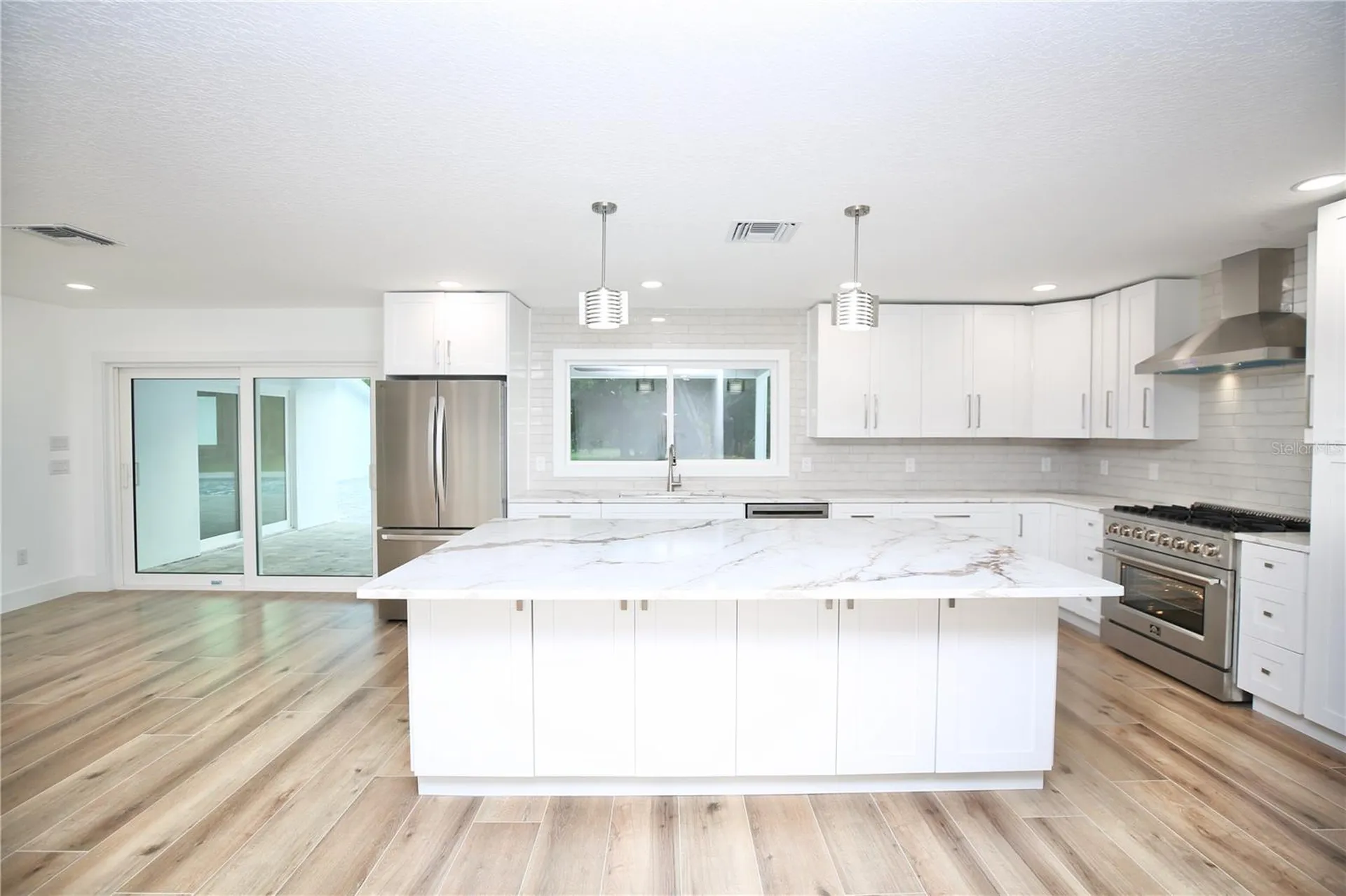 1646 Robin Hood Lane Clearwater FL 33764