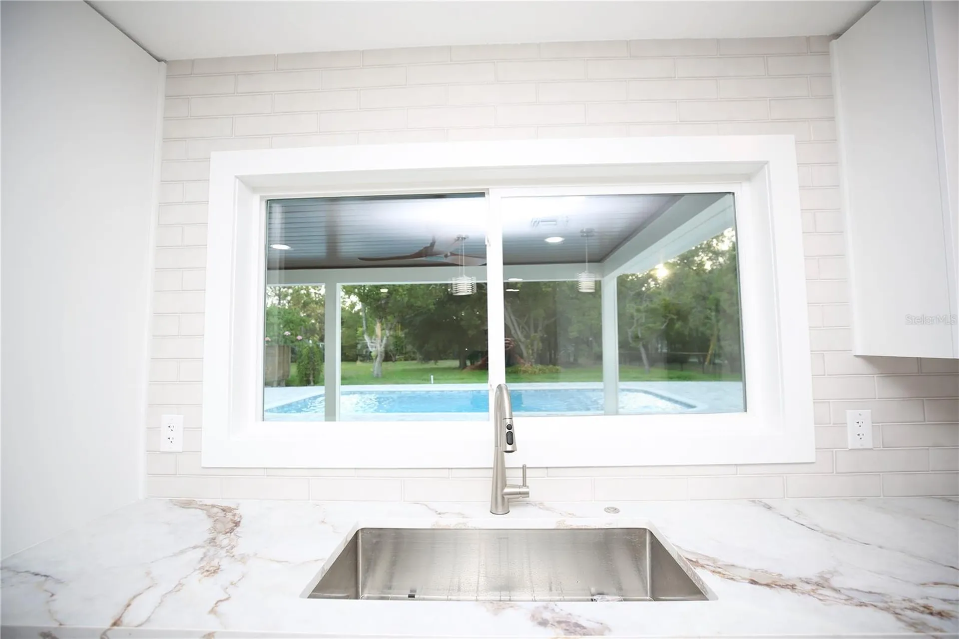 1646 Robin Hood Lane Clearwater FL 33764