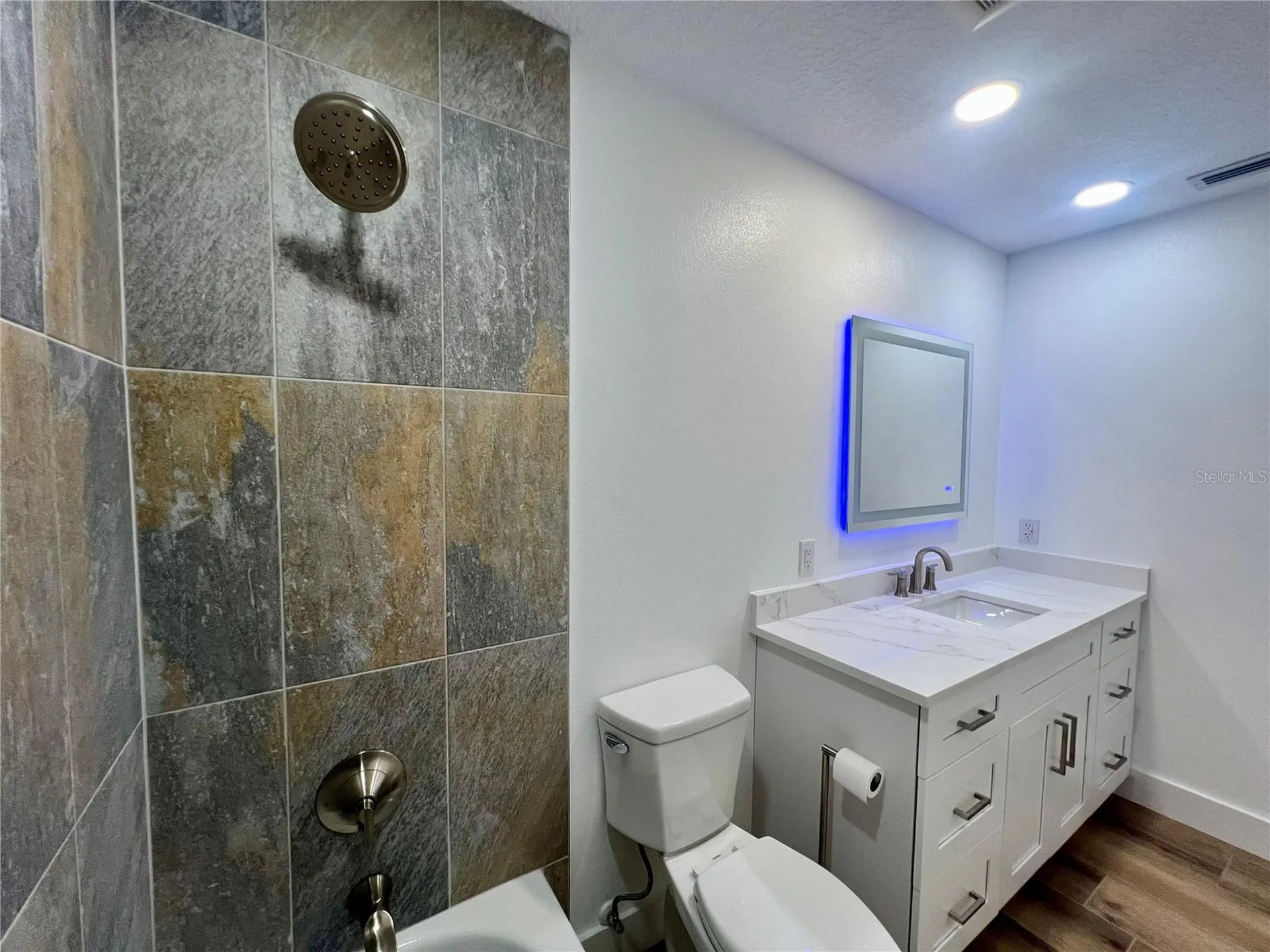 1646 Robin Hood Lane Clearwater FL 33764