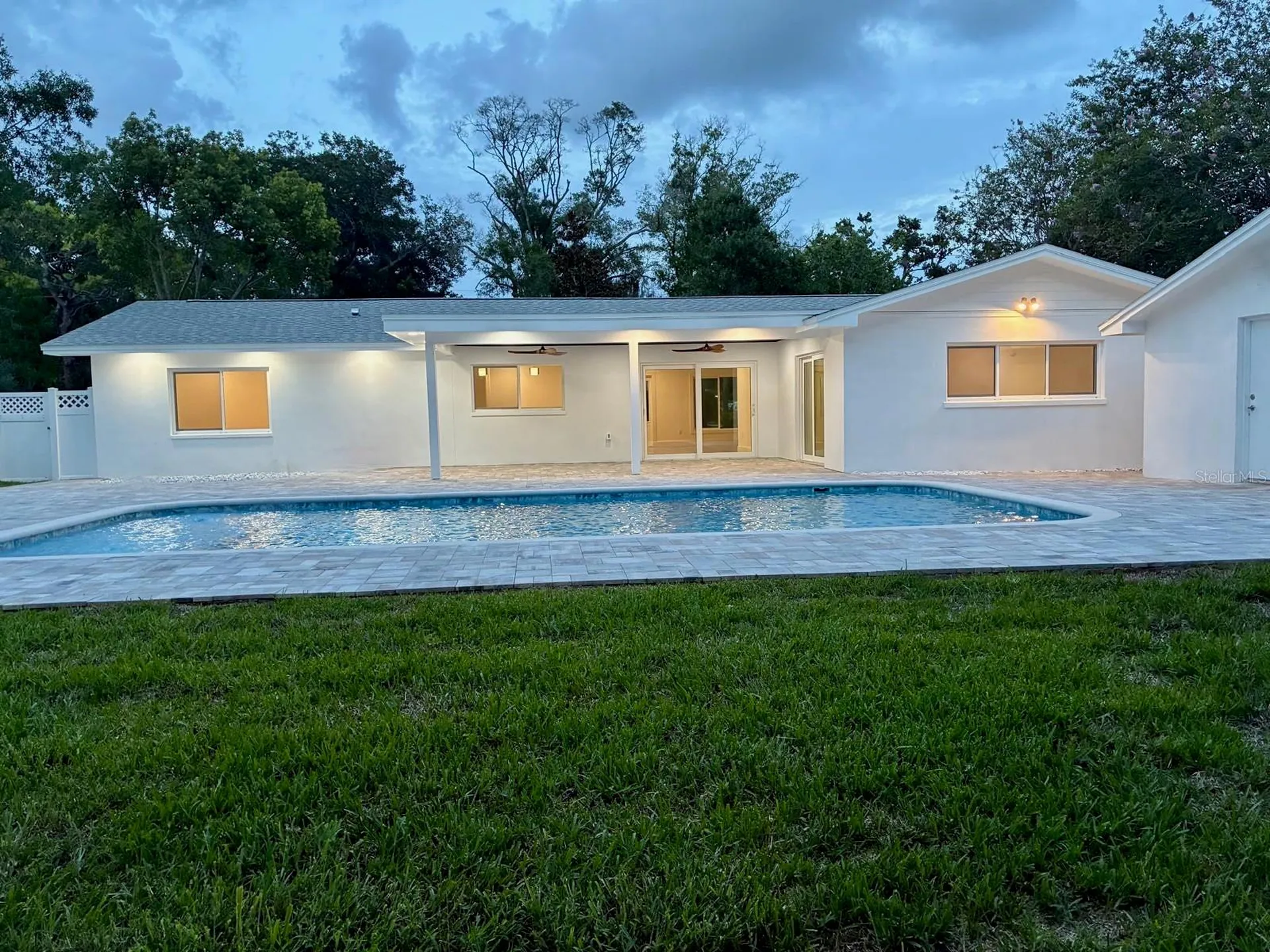 1646 Robin Hood Lane Clearwater FL 33764