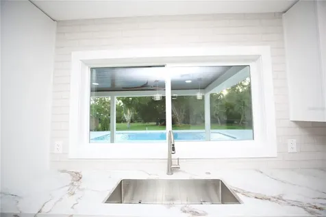 1646 Robin Hood Lane Clearwater FL 33764