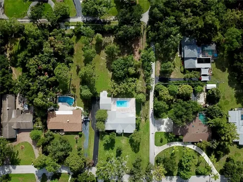 1646 Robin Hood Lane Clearwater FL 33764