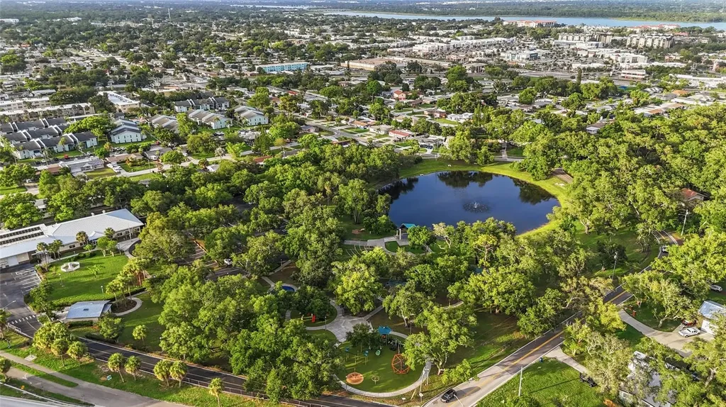 11496 74th Avenue Seminole FL 33772