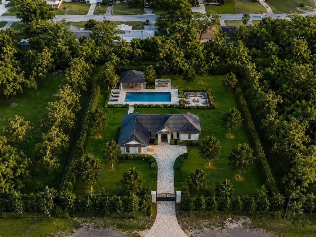 11496 74th Avenue Seminole FL 33772