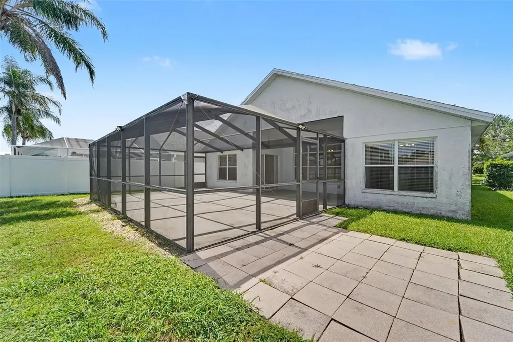 22901 Hawk Hill Loop Land O Lakes FL 34639