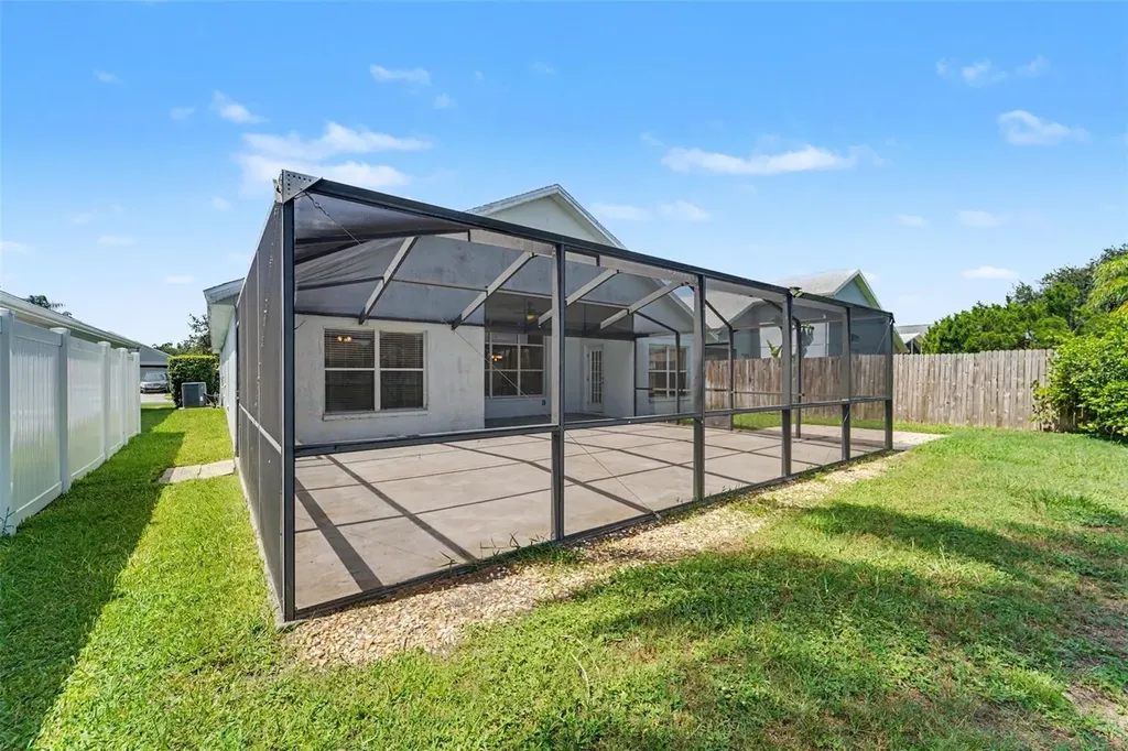 22901 Hawk Hill Loop Land O Lakes FL 34639