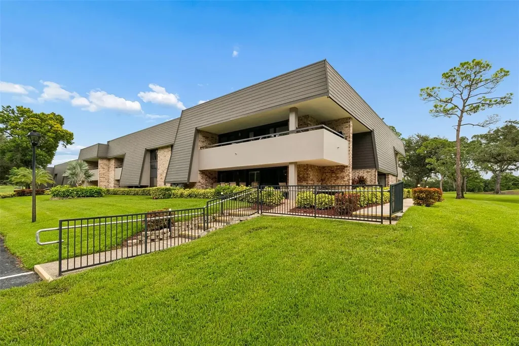 36750 Us Highway 19 N Palm Harbor FL 34684