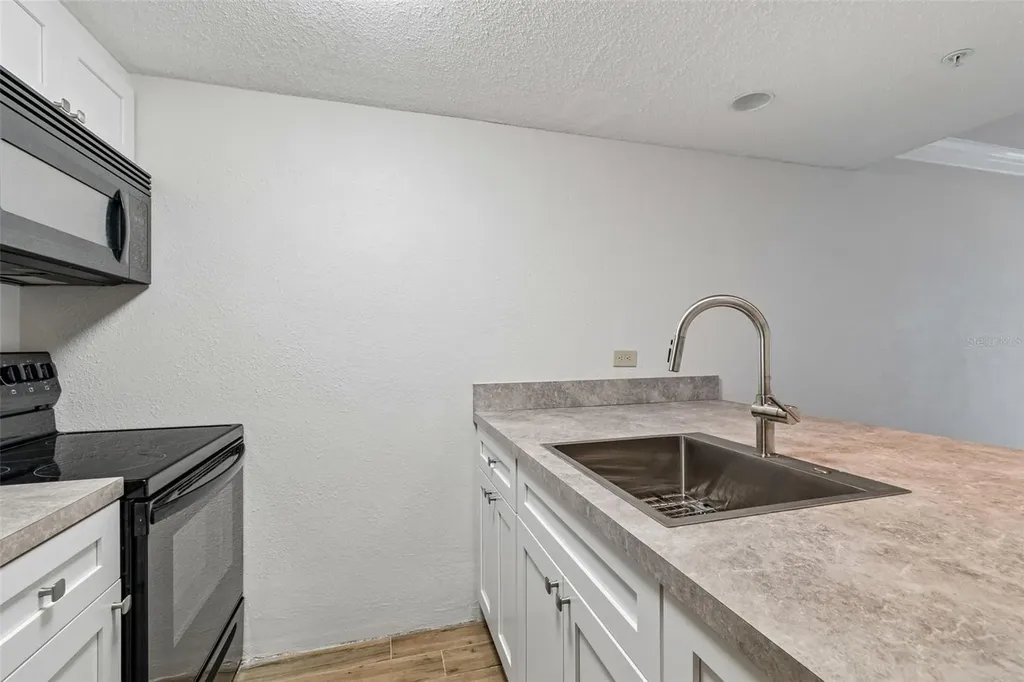 36750 Us Highway 19 N Palm Harbor FL 34684