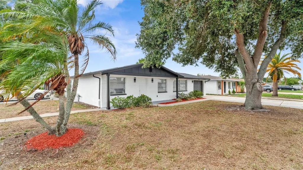 3325 Darlington Road Holiday FL 34691
