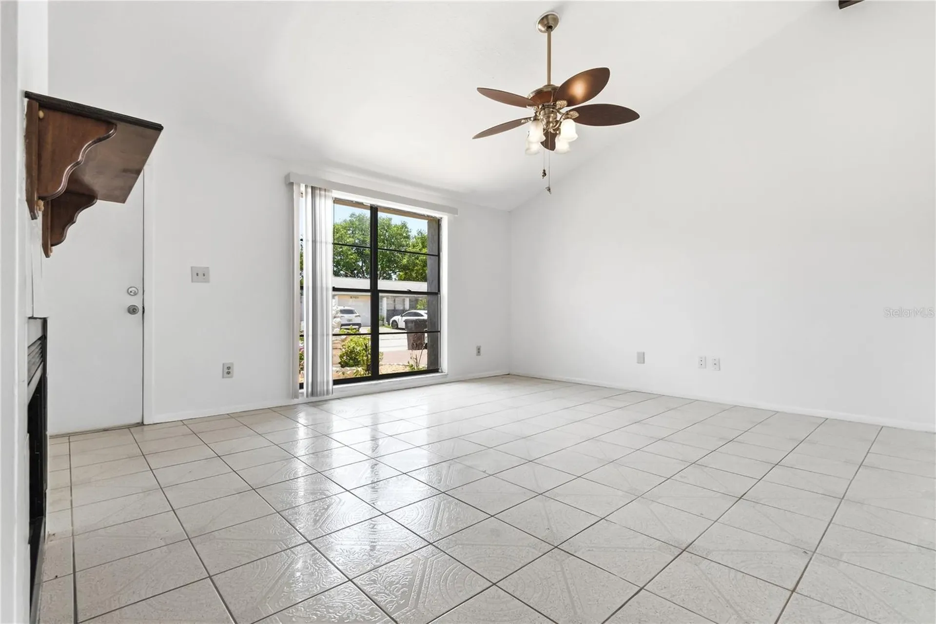9704 Shalimar Court Tampa FL 33615