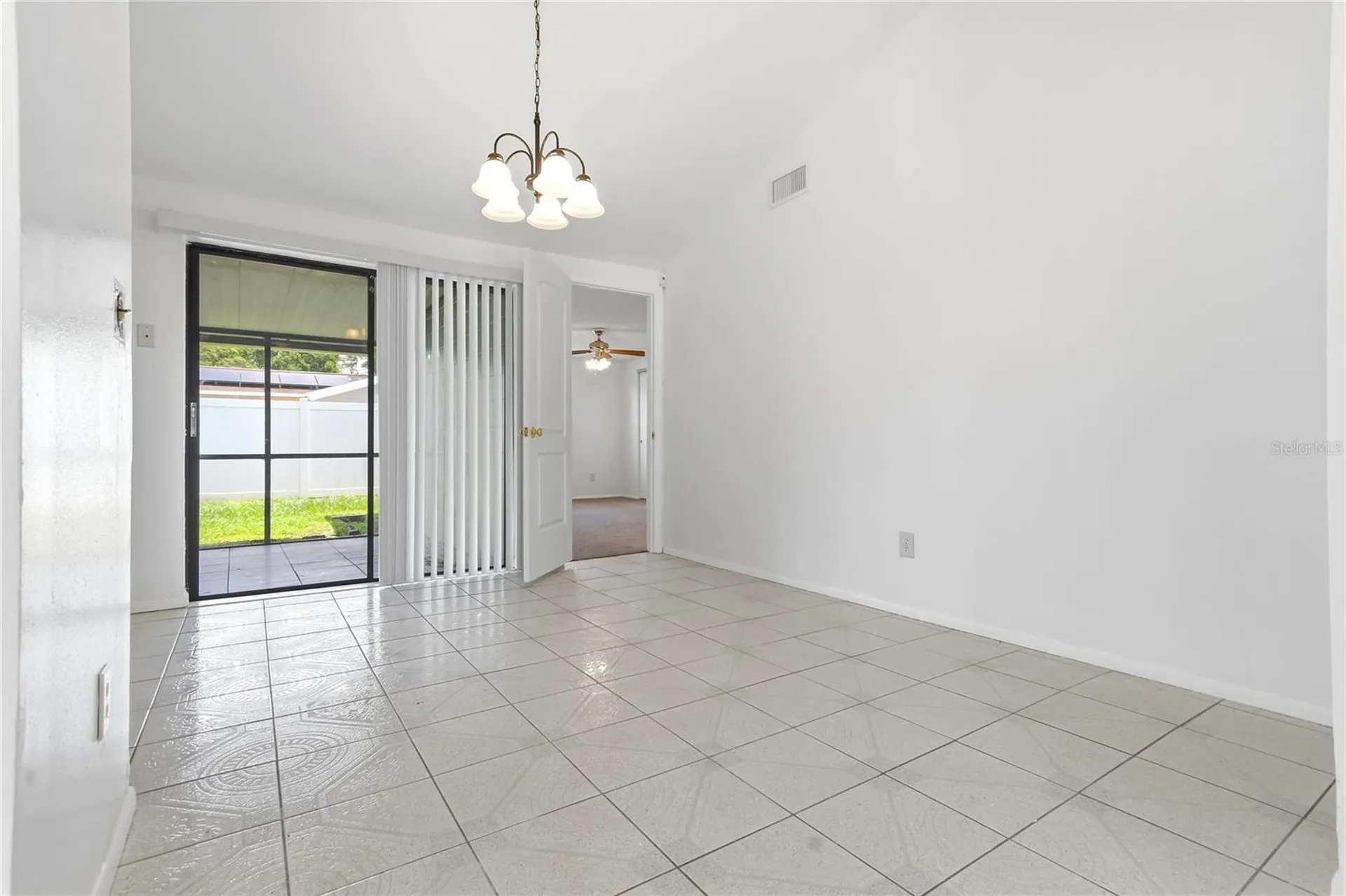 9704 Shalimar Court Tampa FL 33615