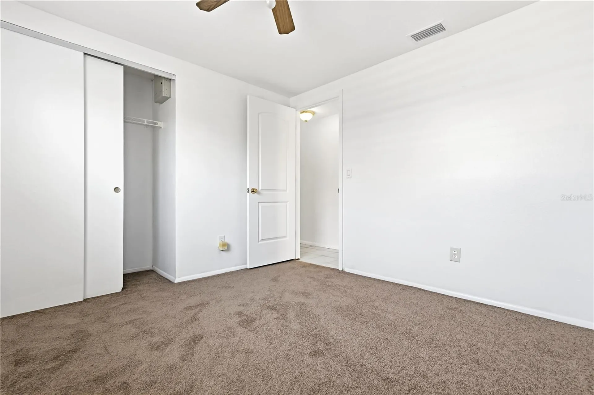 9704 Shalimar Court Tampa FL 33615