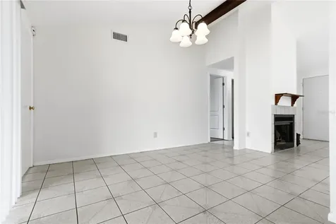 9704 Shalimar Court Tampa FL 33615
