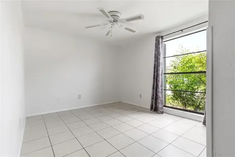 9704 Shalimar Court Tampa FL 33615