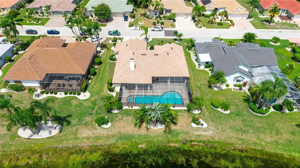 2122 Platinum Drive Sun City Center FL 33573