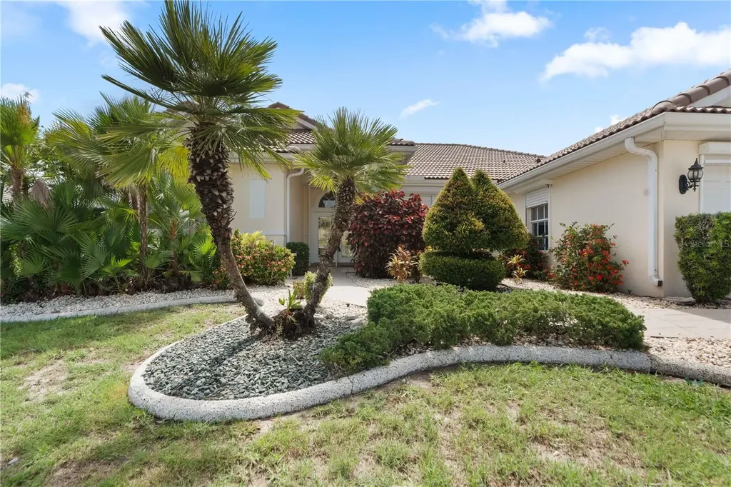 2122 Platinum Drive Sun City Center FL 33573