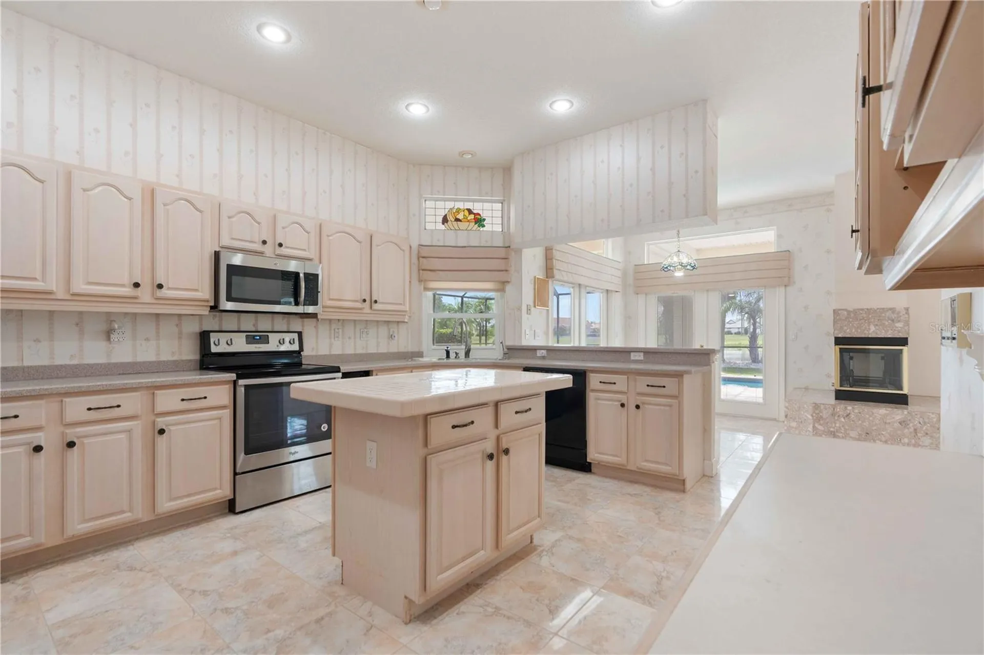 2122 Platinum Drive Sun City Center FL 33573
