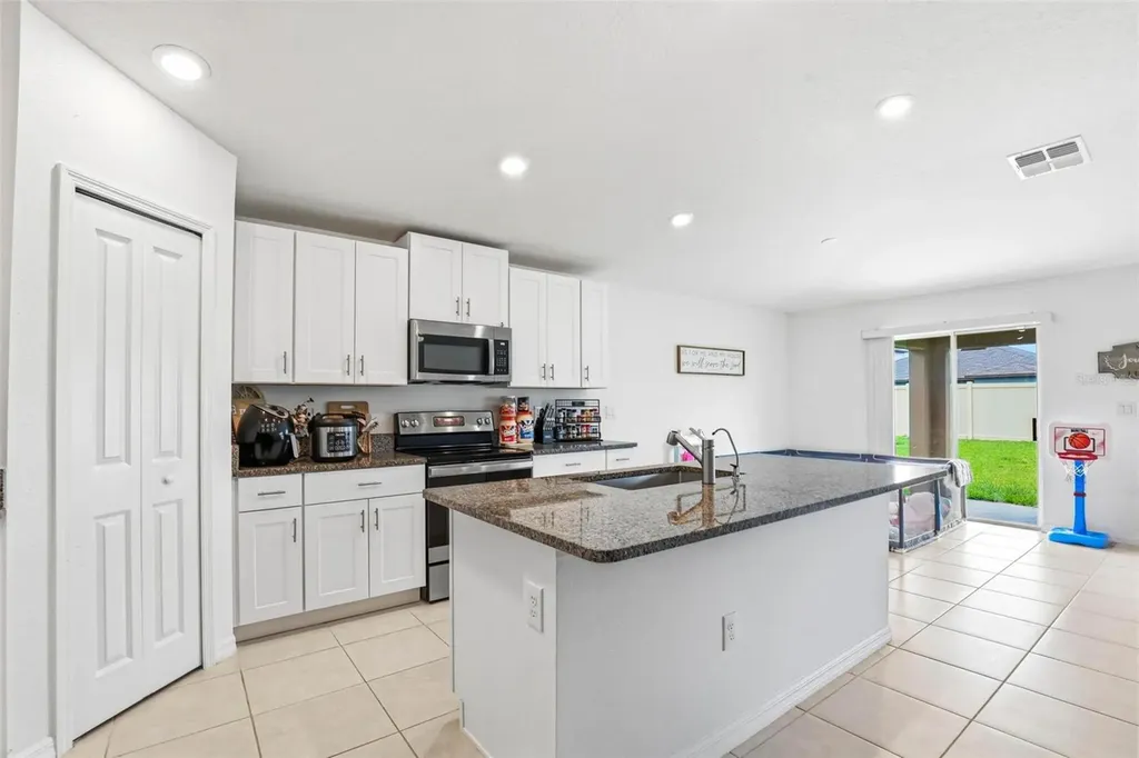 3607 Natural Trace Street Plant City FL 33565