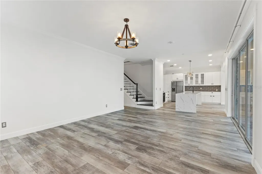 9307 Poplar Creek Court Tampa FL 33647