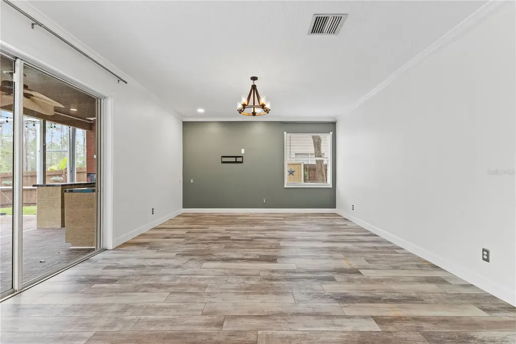 9307 Poplar Creek Court Tampa FL 33647