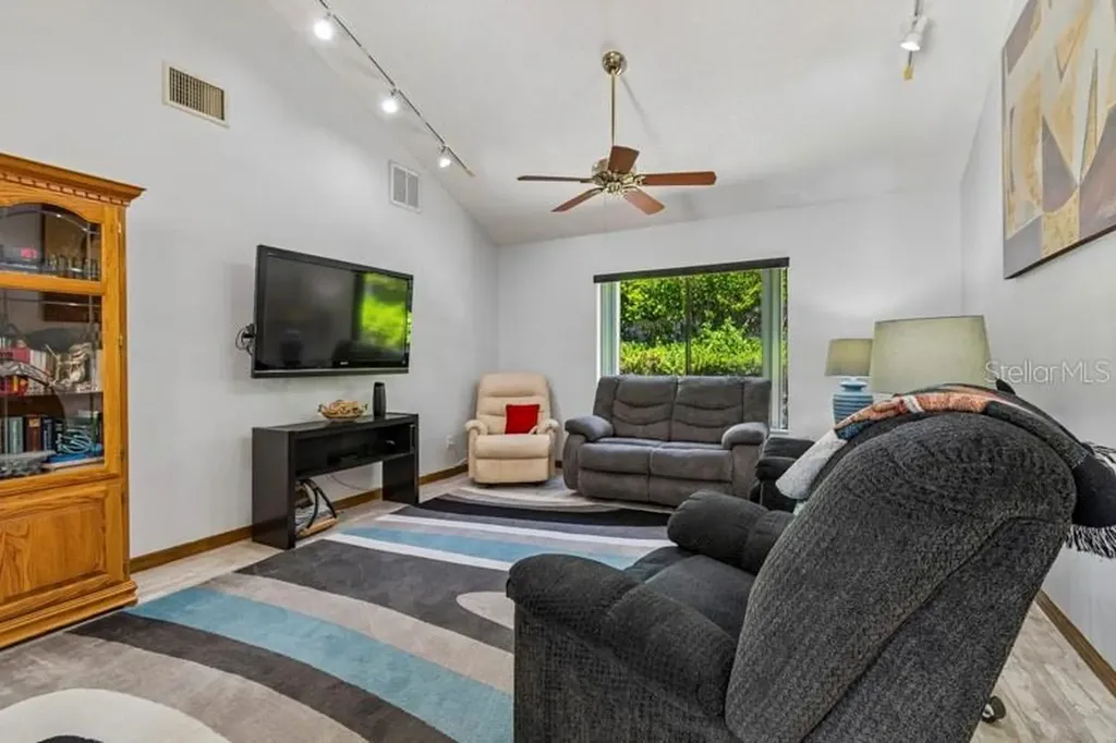 2781 Valencia Lane W Palm Harbor FL 34684