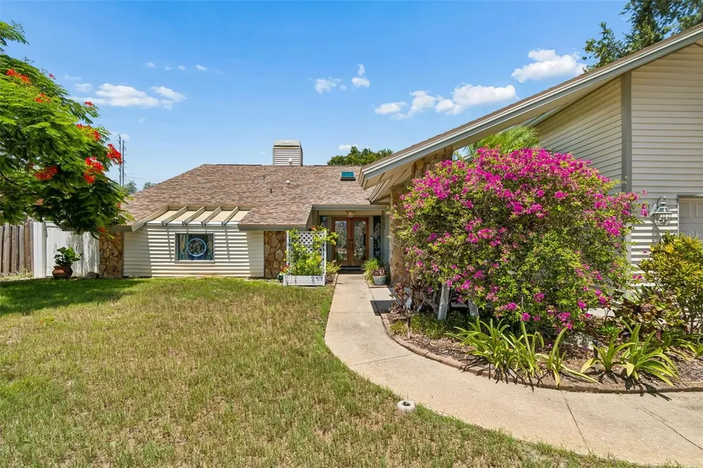 2781 Valencia Lane W Palm Harbor FL 34684