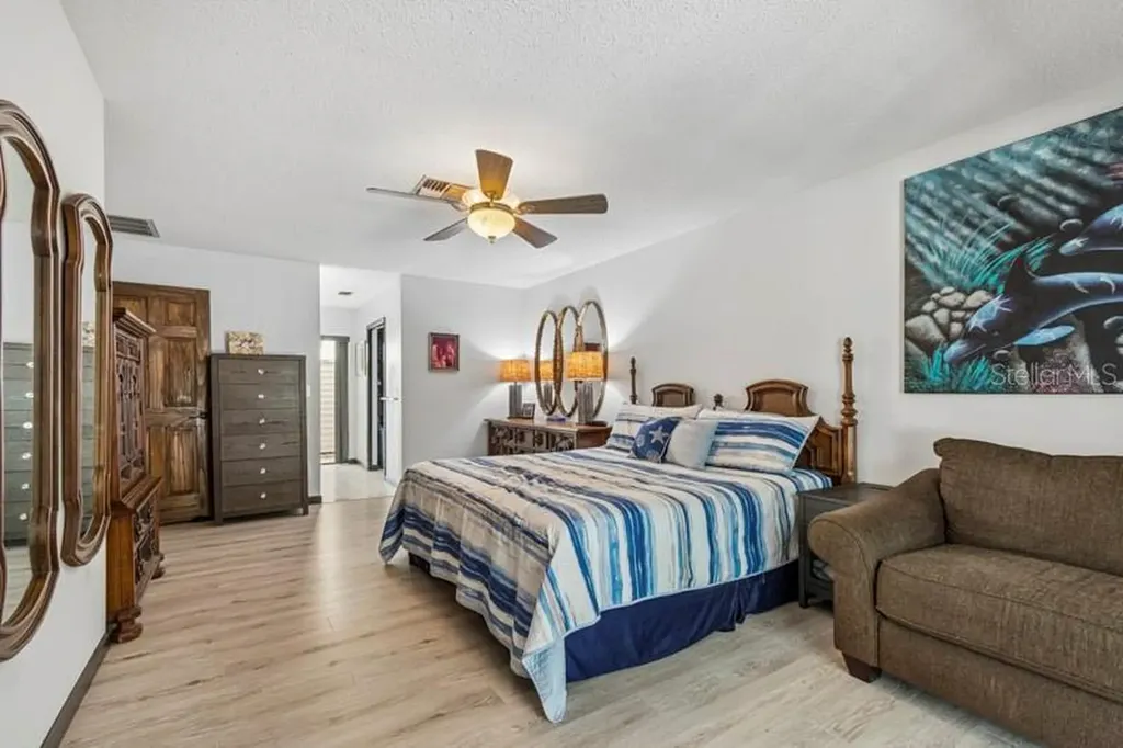 2781 Valencia Lane W Palm Harbor FL 34684