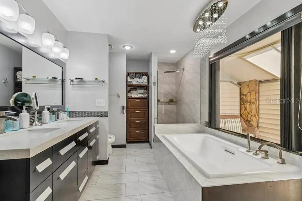 2781 Valencia Lane W Palm Harbor FL 34684