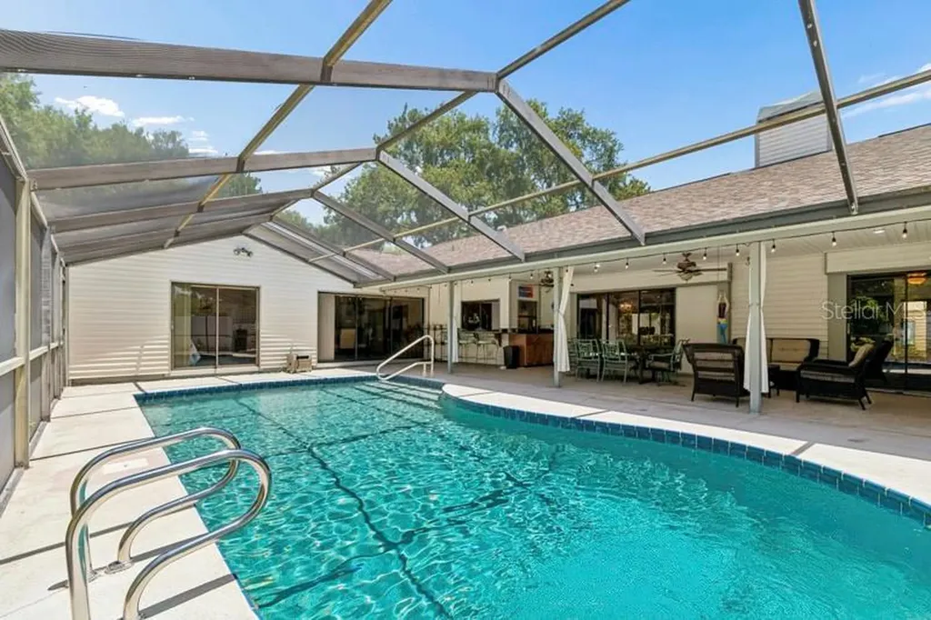 2781 Valencia Lane W Palm Harbor FL 34684