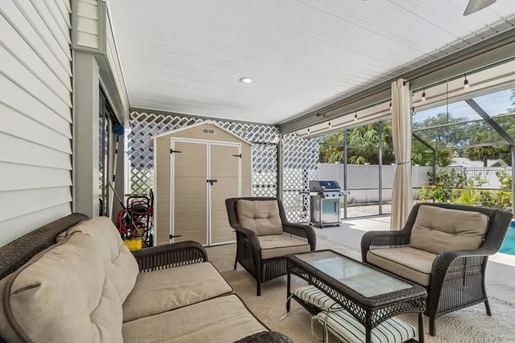 2781 Valencia Lane W Palm Harbor FL 34684
