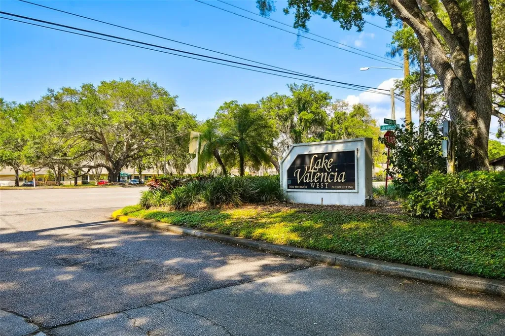 2781 Valencia Lane W Palm Harbor FL 34684