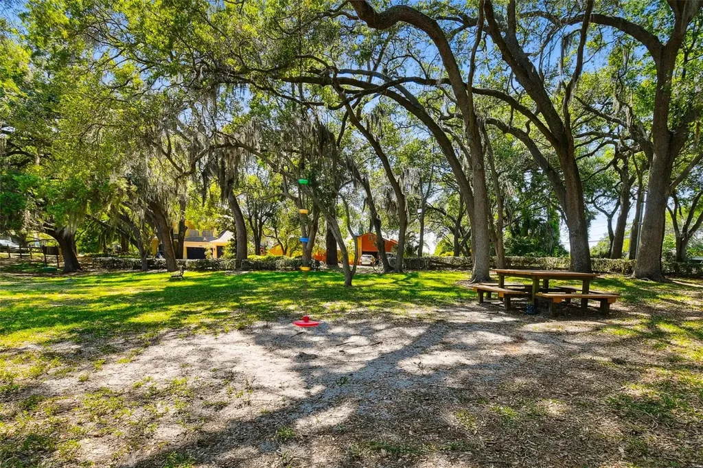 2781 Valencia Lane W Palm Harbor FL 34684