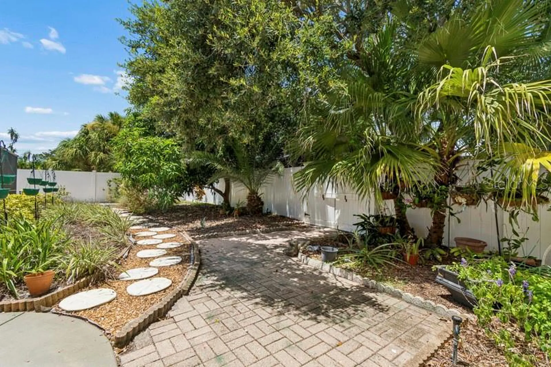 2781 Valencia Lane W Palm Harbor FL 34684