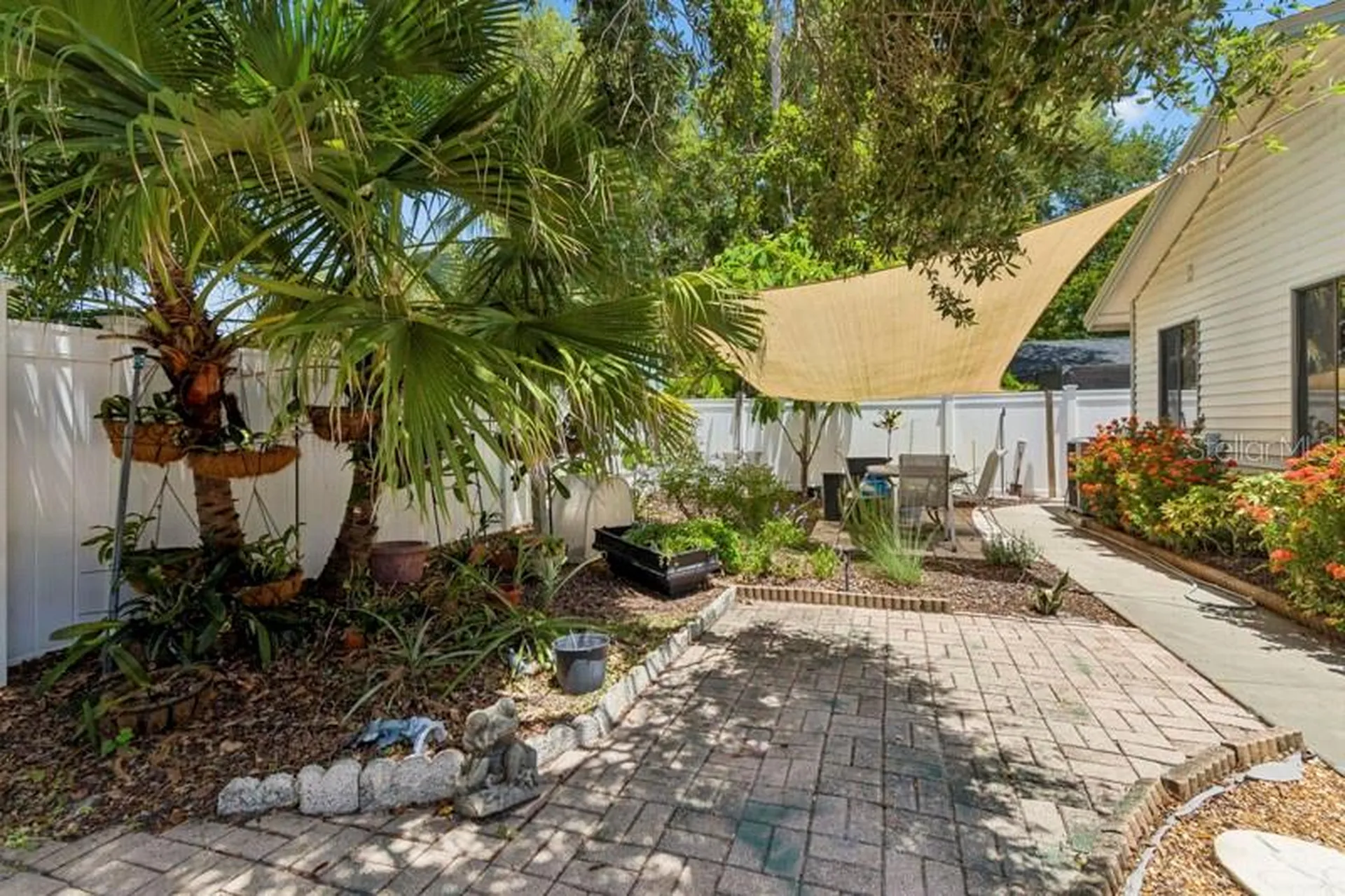 2781 Valencia Lane W Palm Harbor FL 34684