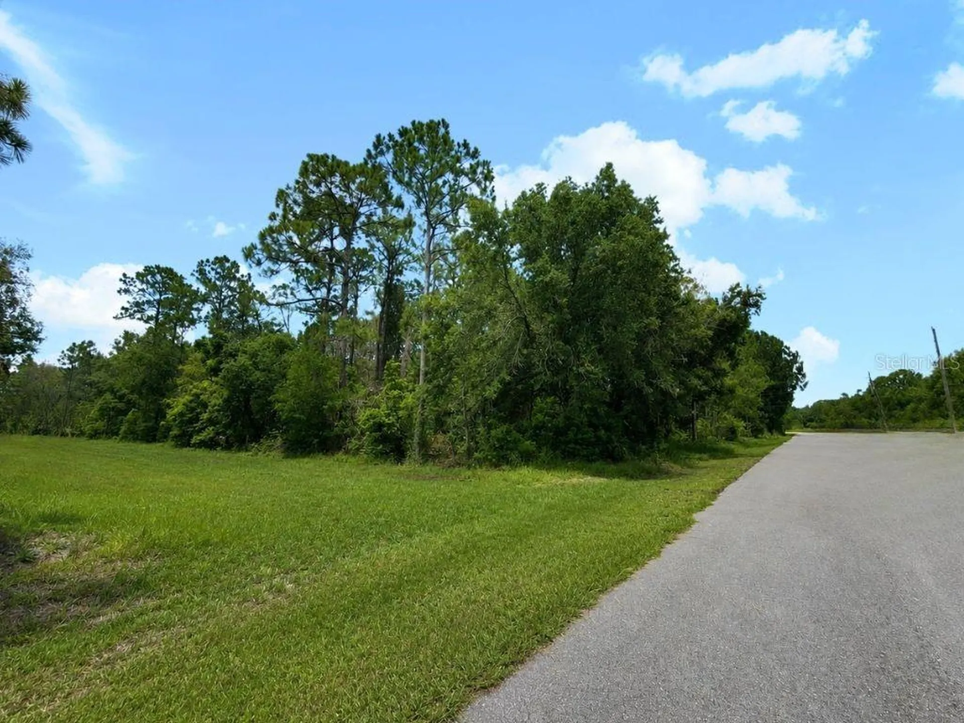 Blk 254 Lot 7 El Dorado Drive Indian Lake Estates FL 33855