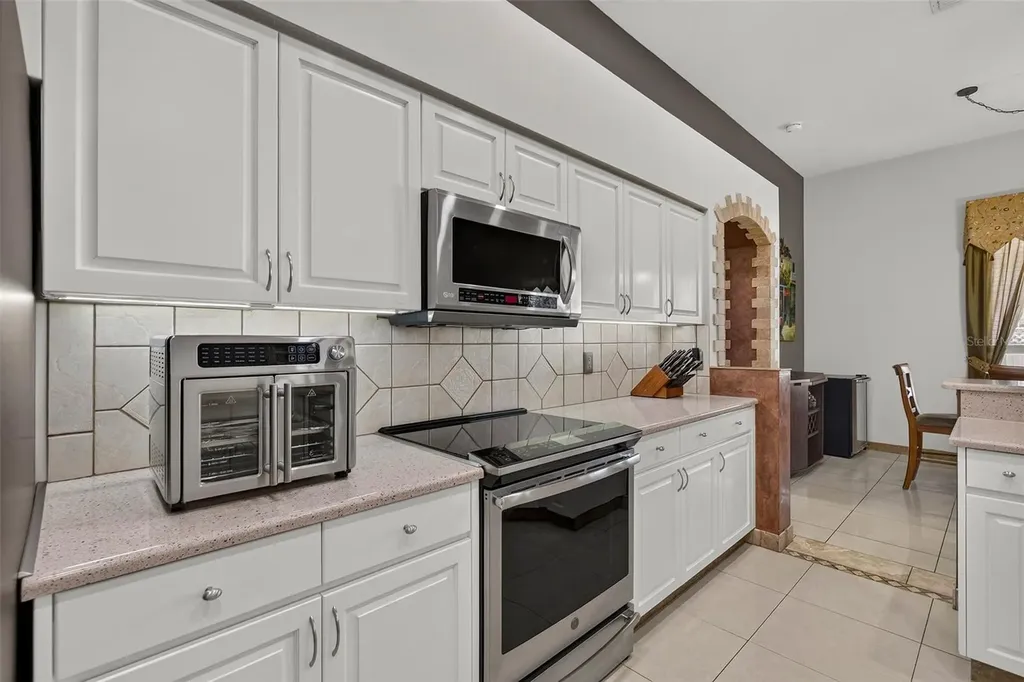 30524 Lanesborough Circle Wesley Chapel FL 33543
