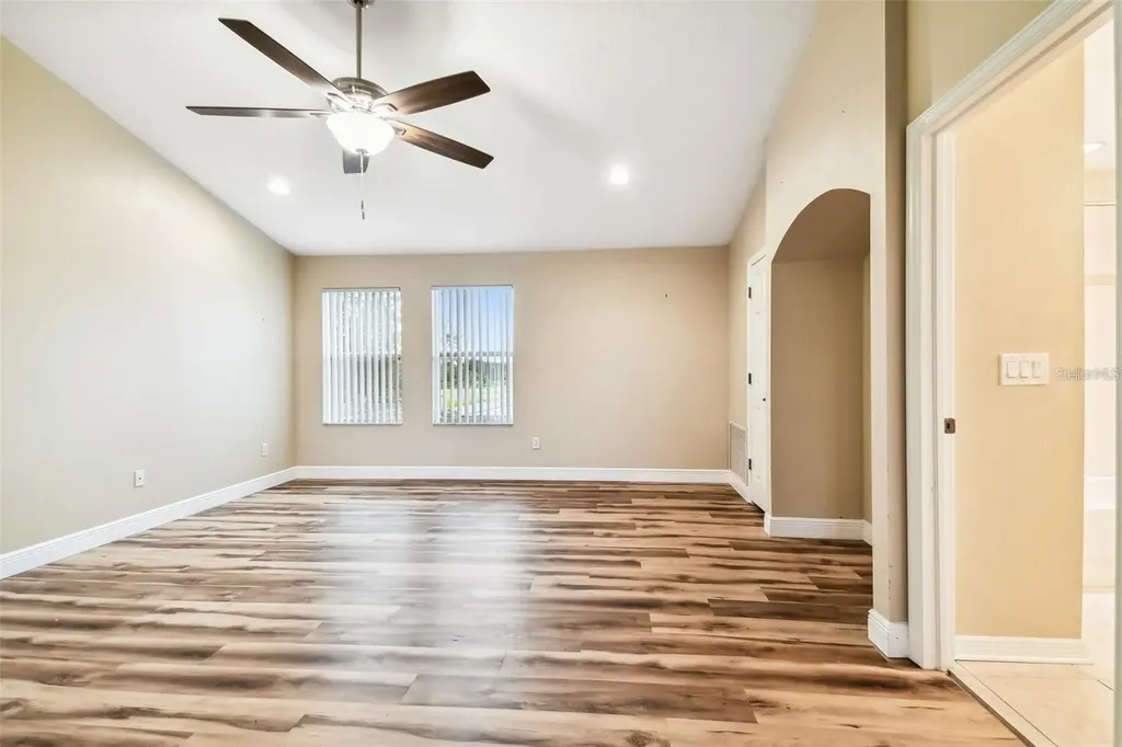 1110 Facet View Way Valrico FL 33594