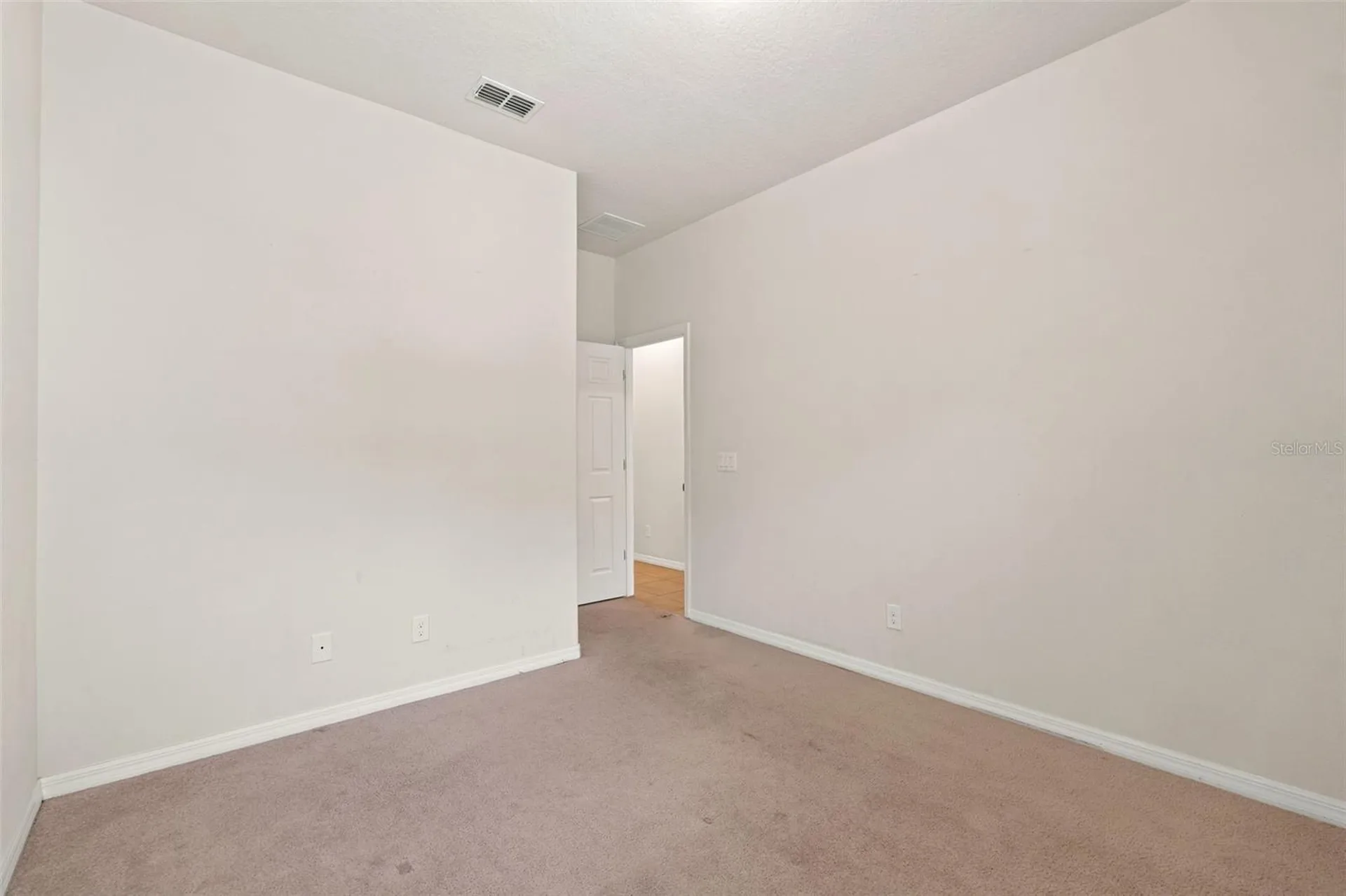4850 Southlawn Avenue Orlando FL 32811