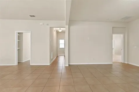 4850 Southlawn Avenue Orlando FL 32811