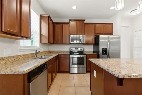 4850 Southlawn Avenue Orlando FL 32811