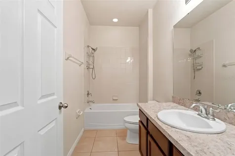 4850 Southlawn Avenue Orlando FL 32811