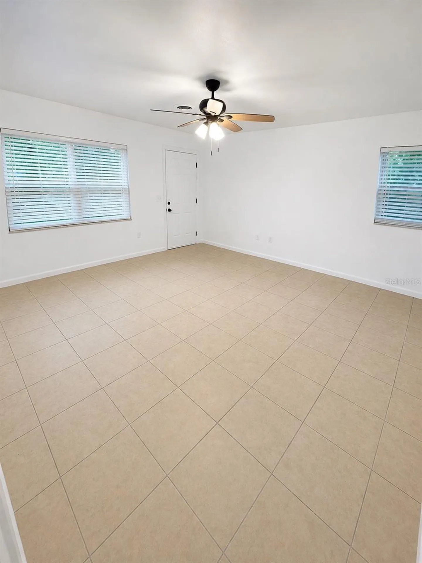 1712-1712 NE 71st Place Ocala FL 34479