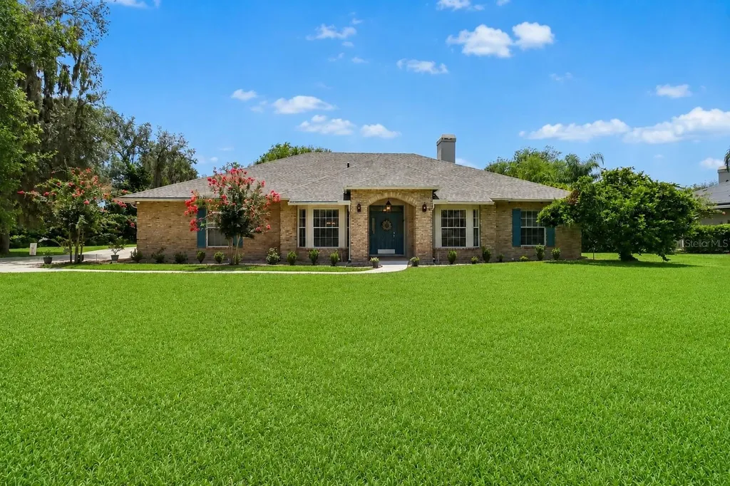 1616 Regal Cove Court Kissimmee FL 34744