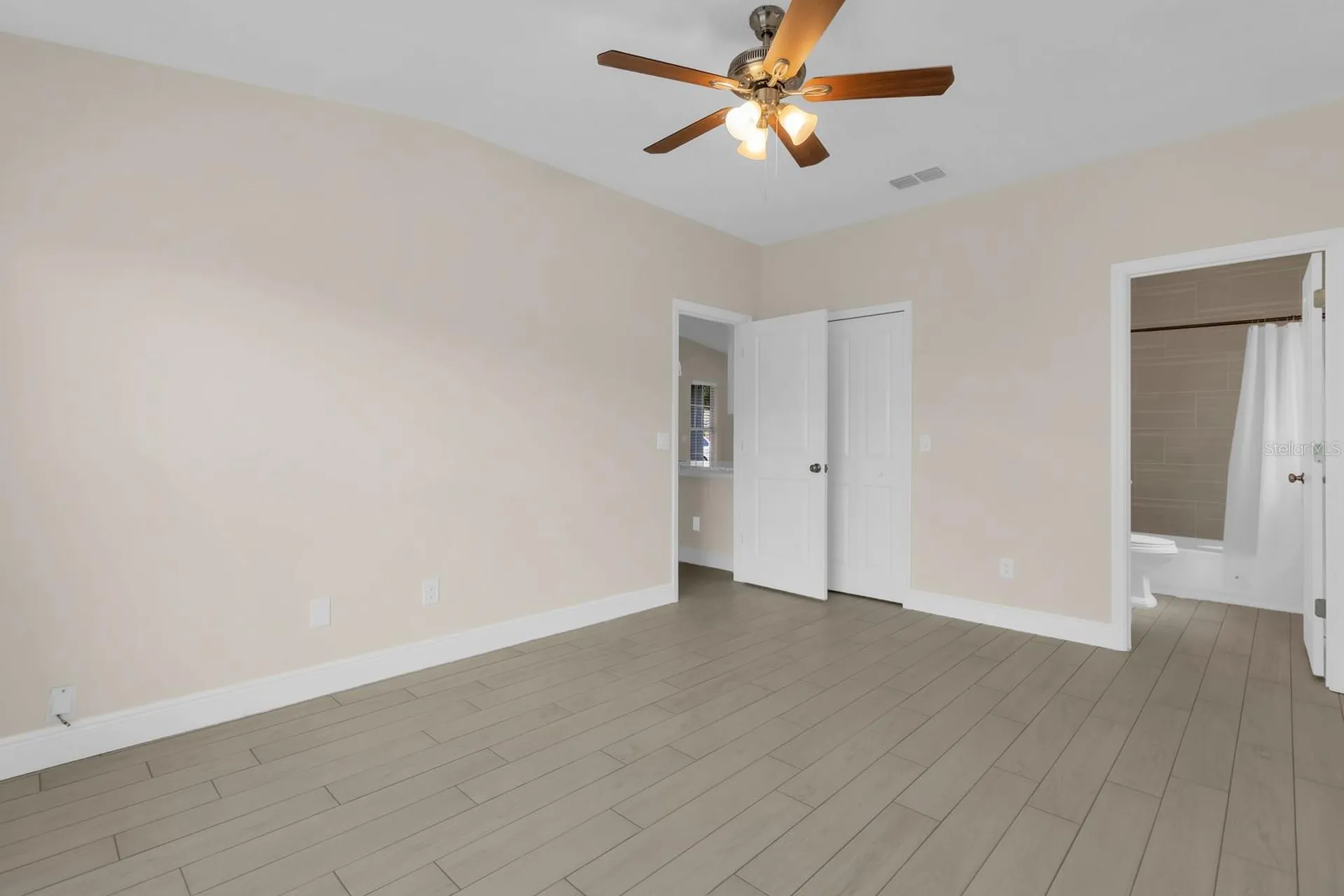 1119 Tyler Lake Circle Orlando FL 32839