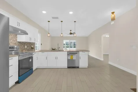 1119 Tyler Lake Circle Orlando FL 32839