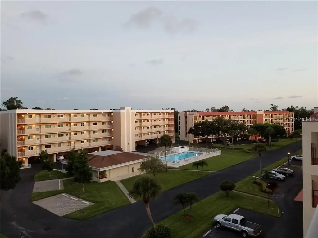 9510 Harbor Greens Way Seminole FL 33776