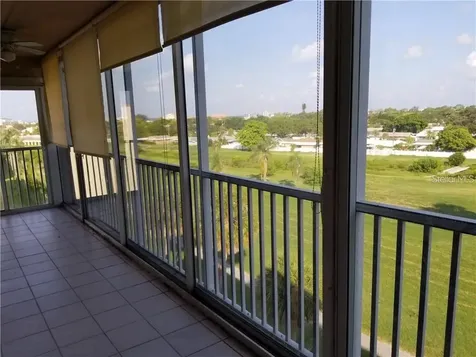 9510 Harbor Greens Way Seminole FL 33776