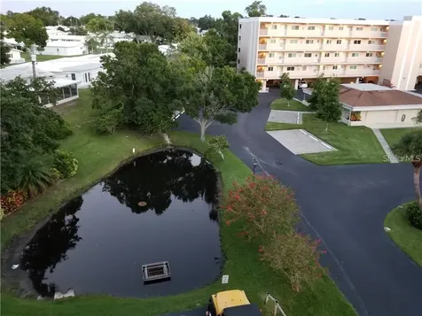 9510 Harbor Greens Way Seminole FL 33776