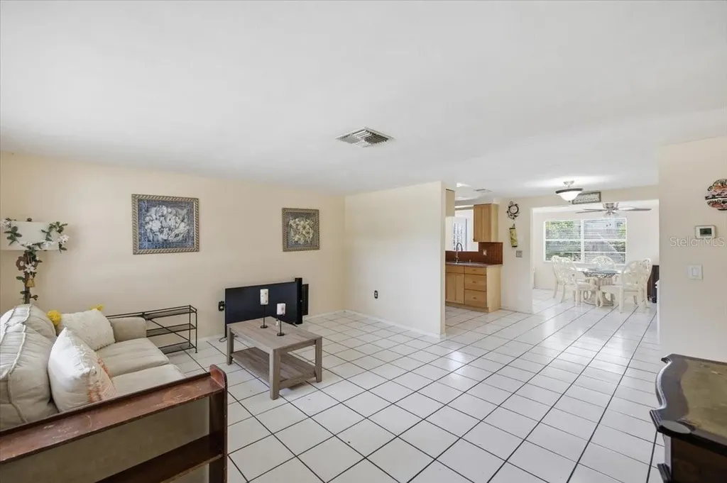 6037 Moog Road New Port Richey FL 34653