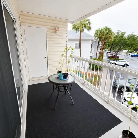 6931 Stones Throw Circle N St Petersburg FL 33710